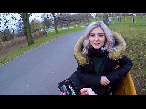 ❤️ Акча үчүн чоочун адамдын ысык спермасын жутат - минет паркта Эва Элфи Анальный порно боюнча бизде ❌❤